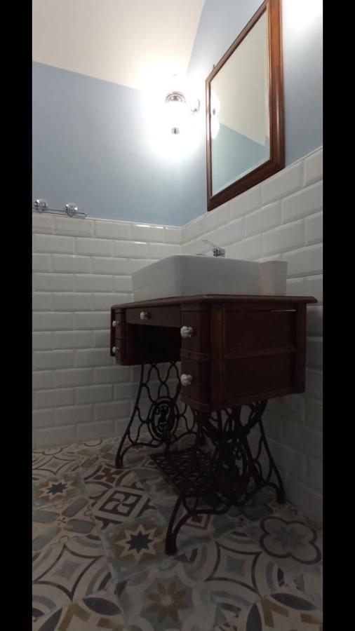 Vintage House Apartment คาตาเนีย ภายนอก รูปภาพ